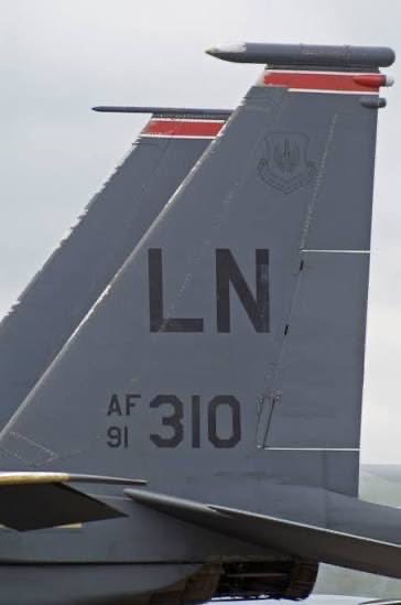 F-15E tail wreckage near Lordegan, Iran — image 2