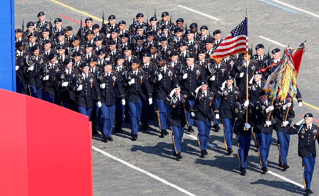 US soldiers from the 2nd Battalion, 18th Infantry Regiment marching in the 2010 Moscow Victory Day Parade